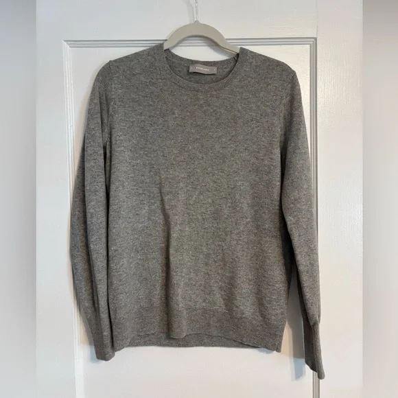 Everlane The Classic Crew in Cashmere - Picture 2 of 6